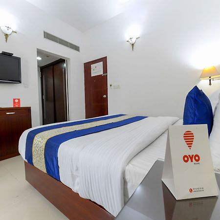 מלון Kochi Oyo 7188 Ajantha Regency מראה חיצוני תמונה