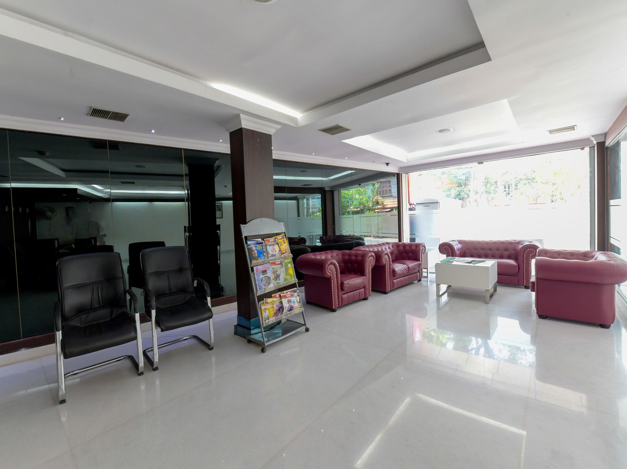 מלון Kochi Oyo 7188 Ajantha Regency מראה חיצוני תמונה