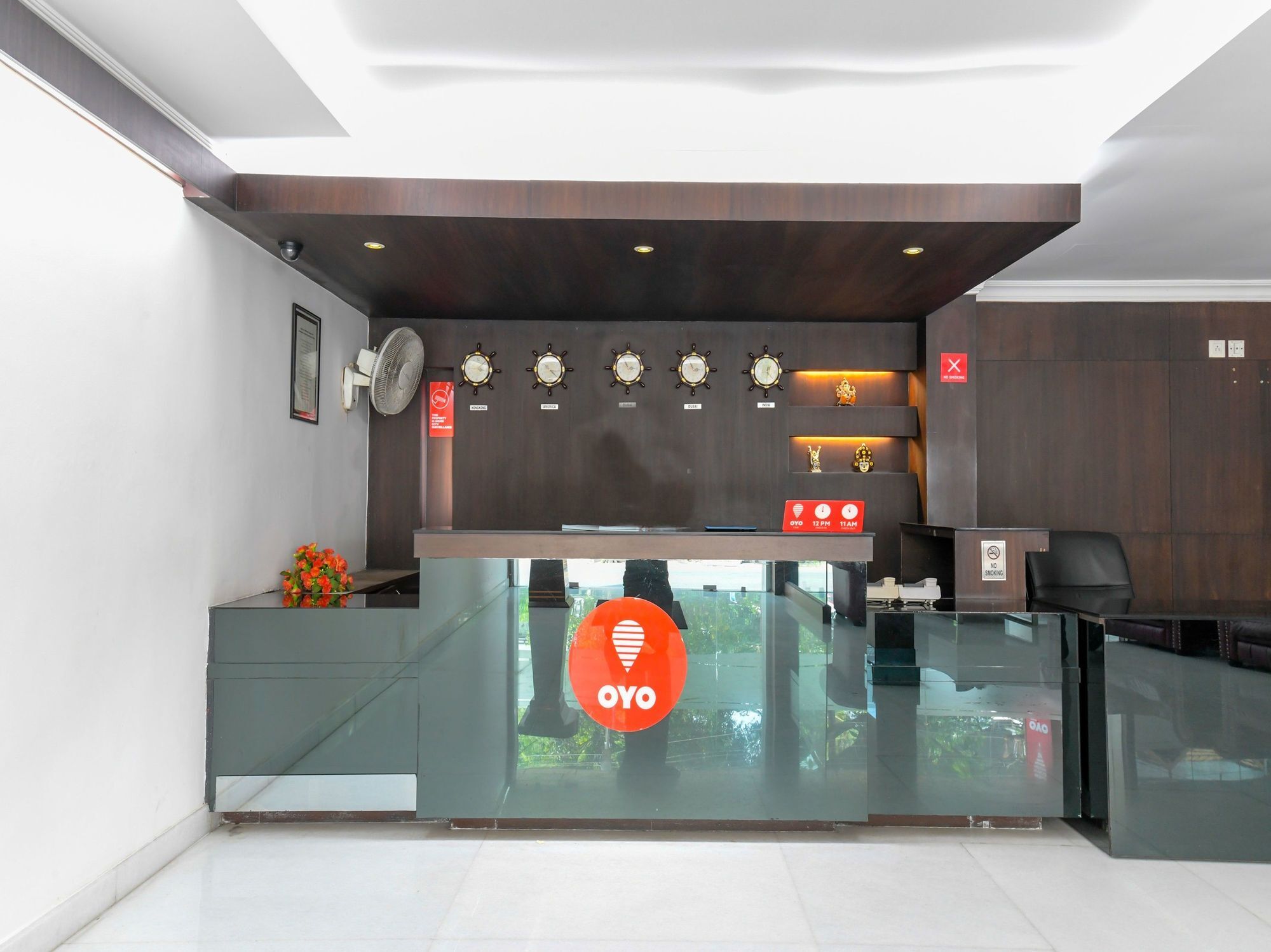 מלון Kochi Oyo 7188 Ajantha Regency מראה חיצוני תמונה